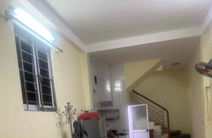 CHO THUÊ NHÀ NGỌC TRỤC NGÕ Ô TÔ, 3.5 TẦNG, 30M2, 3 NGỦ, 3 WC, 7.5 TRIỆU